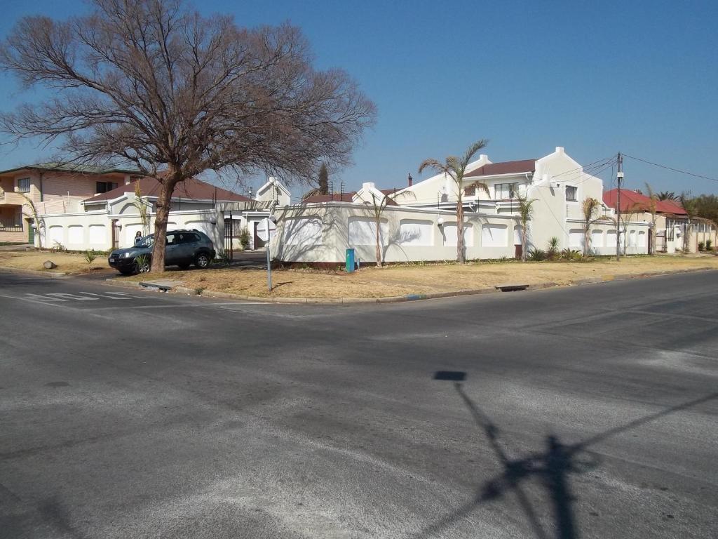 Ecotel Benoni Johannesburg Exterior photo